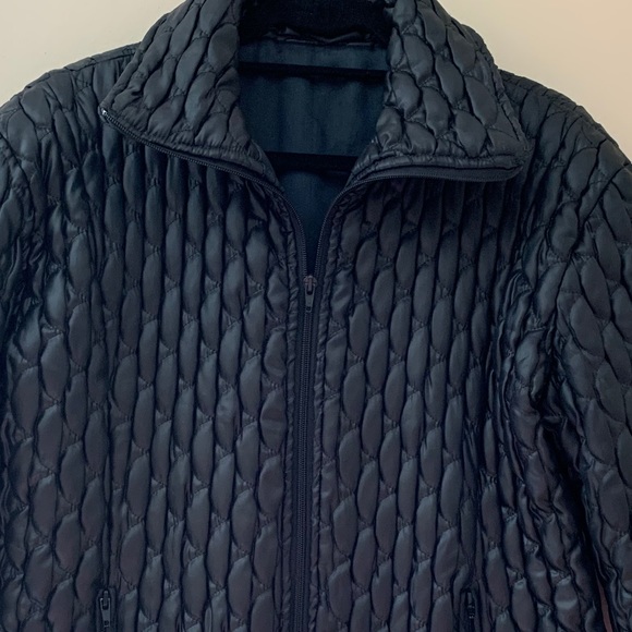 Winter jacket - Picture 2 of 8